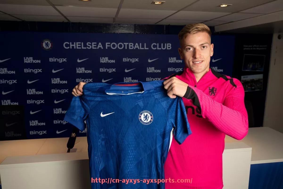 爱游戏体育-法甲比赛表现分析及球队战术执行力评估