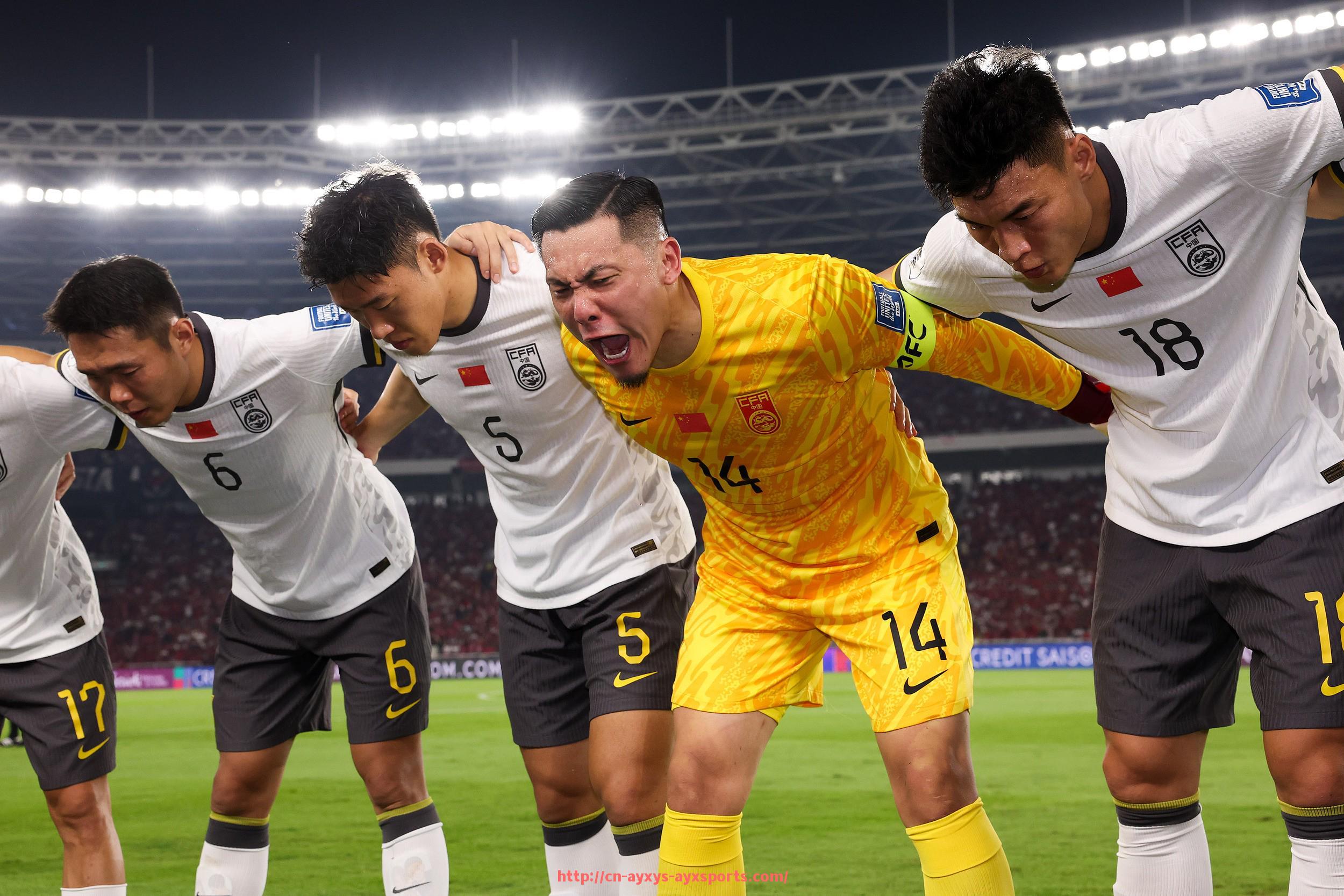 爱游戏体育-意甲球队在欧冠赛场上的成绩与突破总结