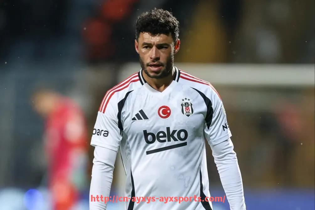 爱游戏体育-火箭队与马刺队的比赛全场数据对比