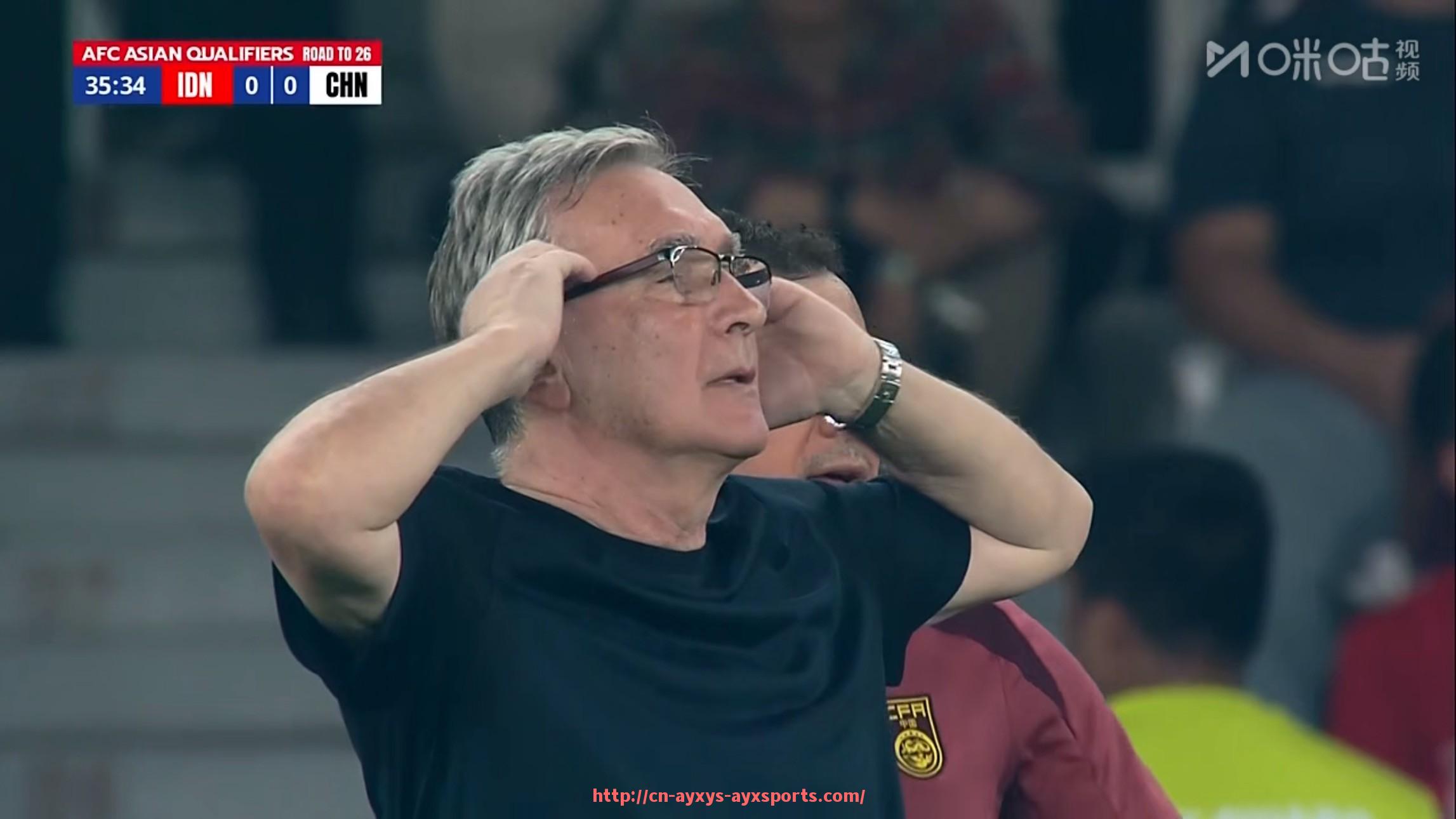 爱游戏体育-火箭队与雷霆队常规赛焦点战回顾分析